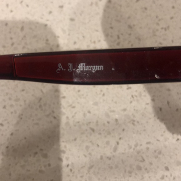 Maroon sunglasses with white trim A.J. Morgan - Picture 4 of 6